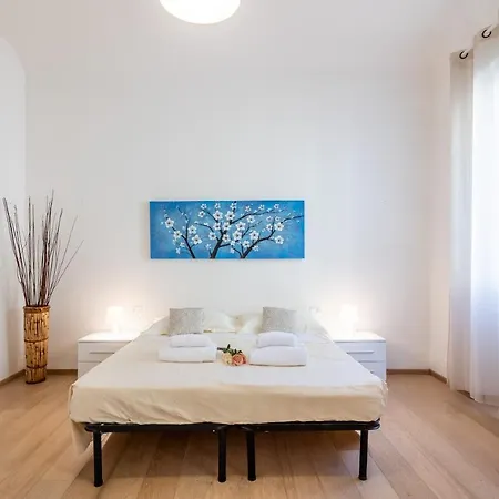 Daire Pepi Palace Floransa